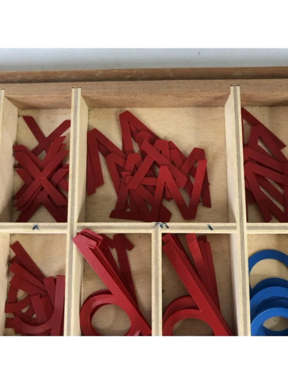 Montessori Movable Alphabet Letters Wooden Storage Box Red Blue Learning Toy